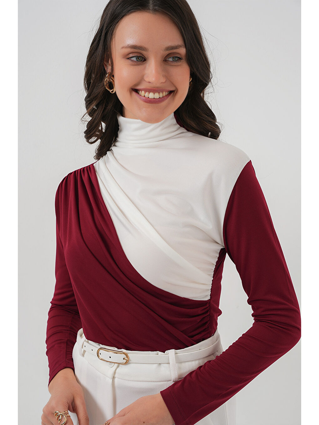 940 Büzgü Detaylı Sandy Bluz - Bordo-2