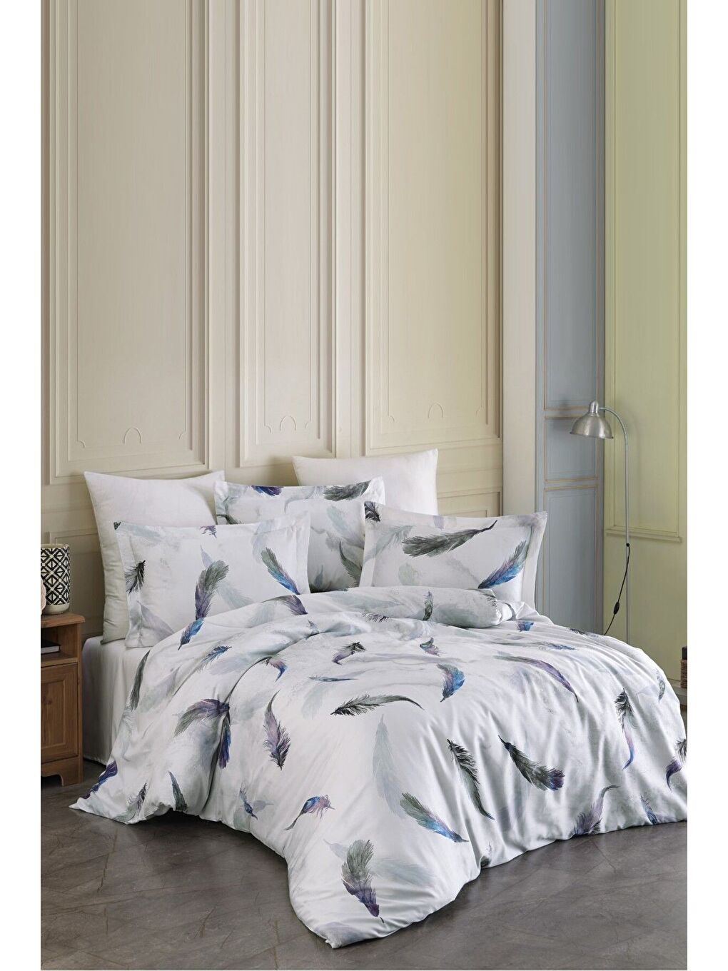 Karışık Çift Kişilik Bambu Saten Nevresim Takımı Astı