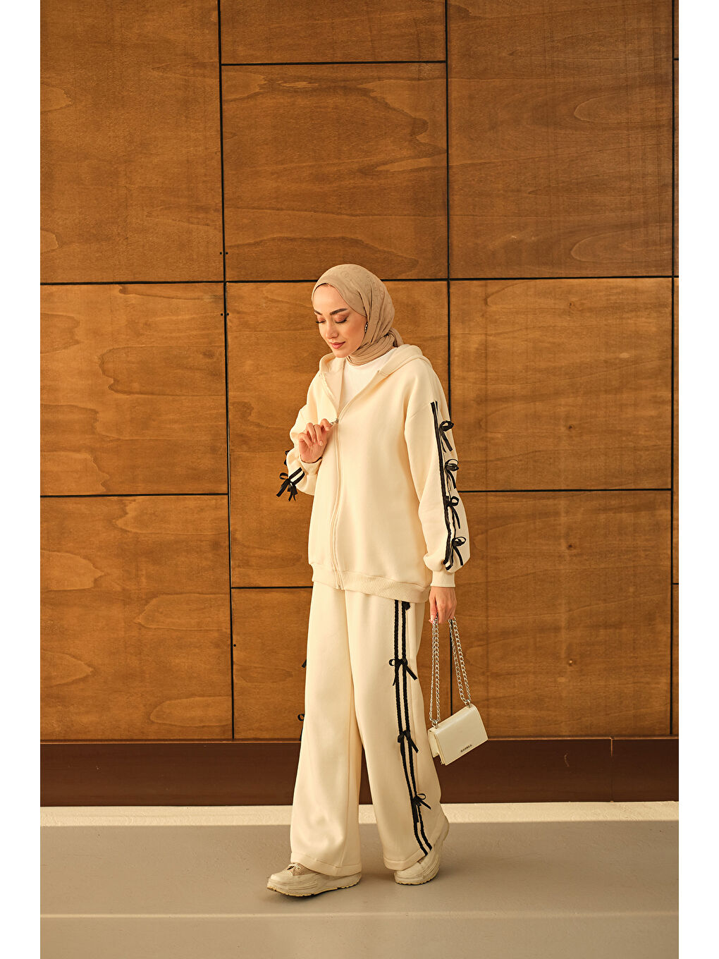 Ekru Kadın Kurdele Detaylı Takım Krem-2