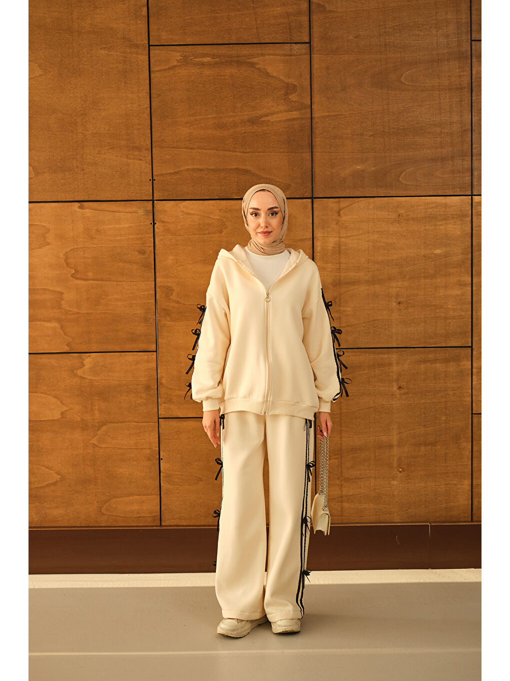 Ekru Kadın Kurdele Detaylı Takım Krem-3