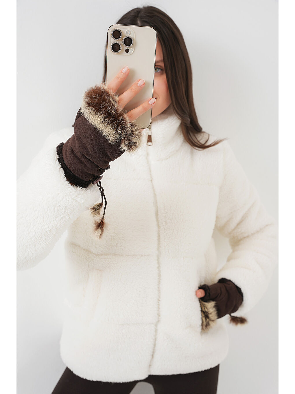 5178 Astarlı Pelüş Mont   Beyaz-3