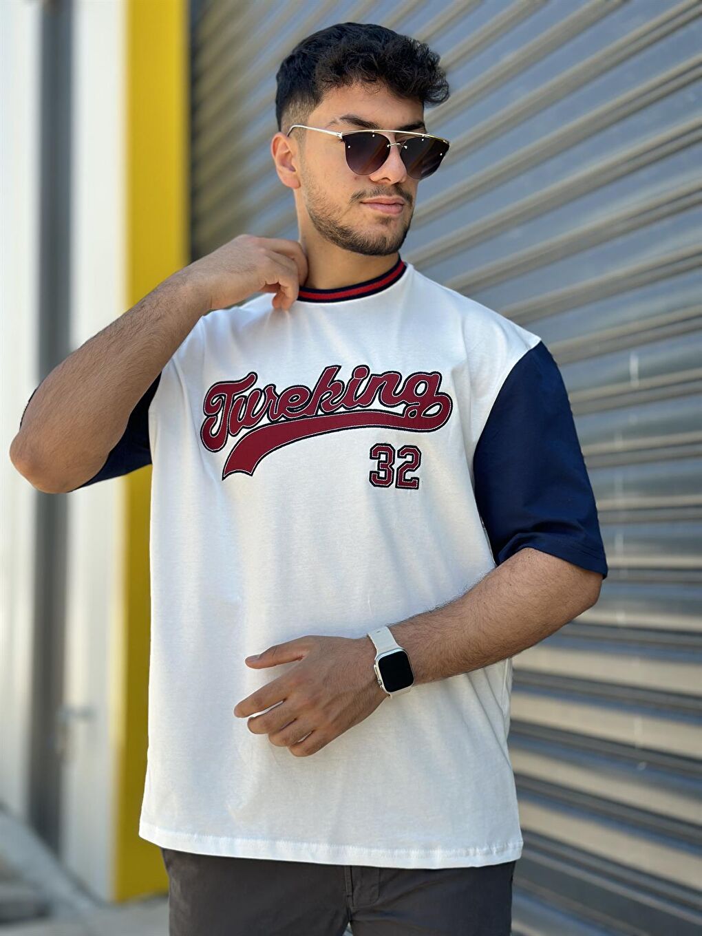 Tureking Nakışlı Kısa Kollu Tişört Oversize-Beyaz-3