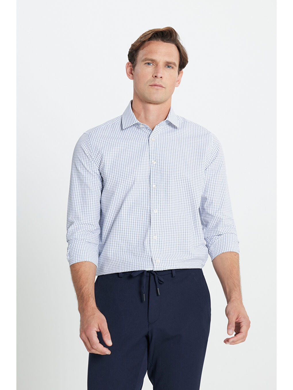 Erkek Beyaz-Lacivert Pamuklu Oxford Slim Fit Dar Kesim Klasik Yaka Armürlü Gömlek