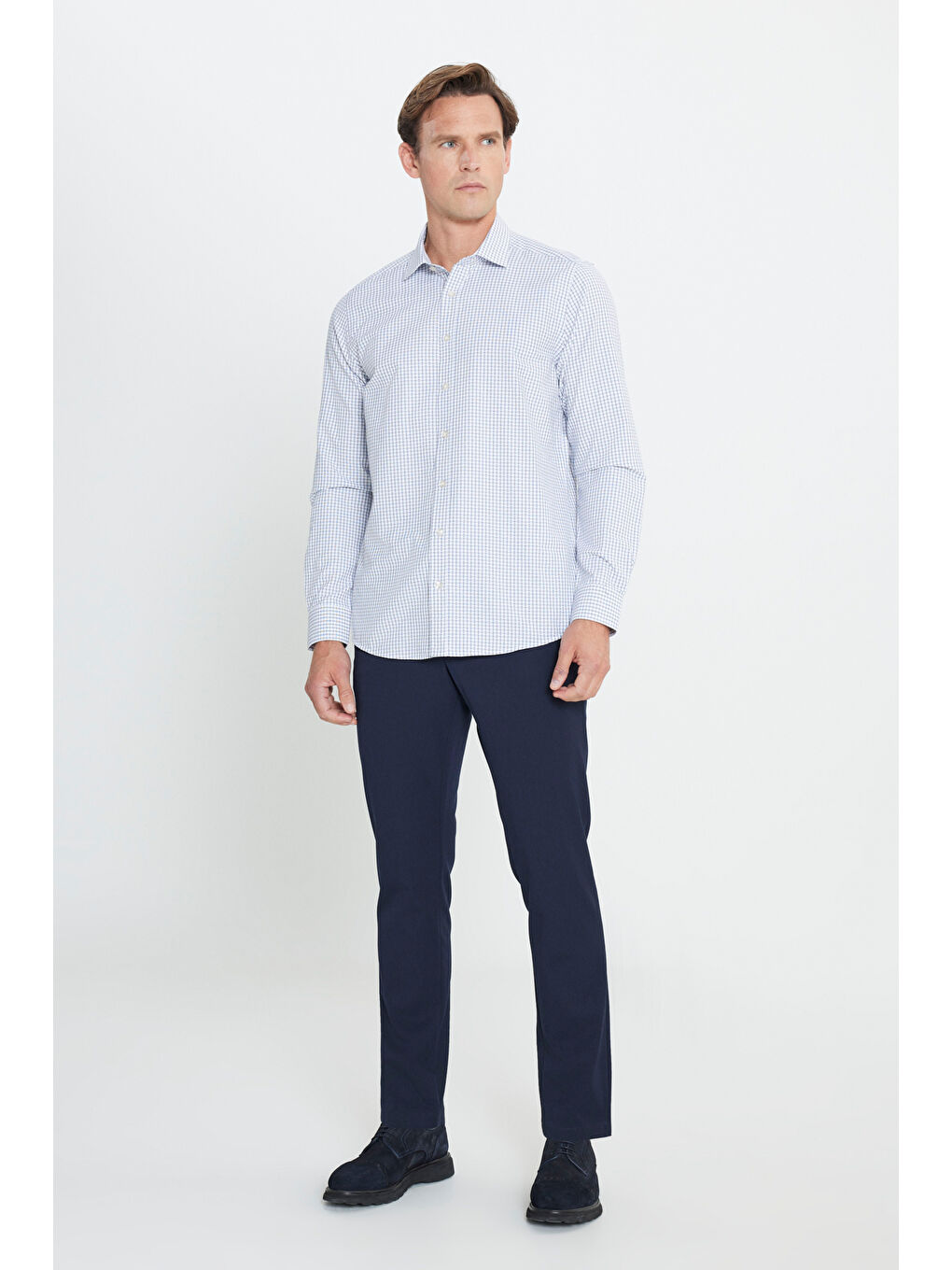 Erkek Beyaz-Lacivert Pamuklu Oxford Slim Fit Dar Kesim Klasik Yaka Armürlü Gömlek-1