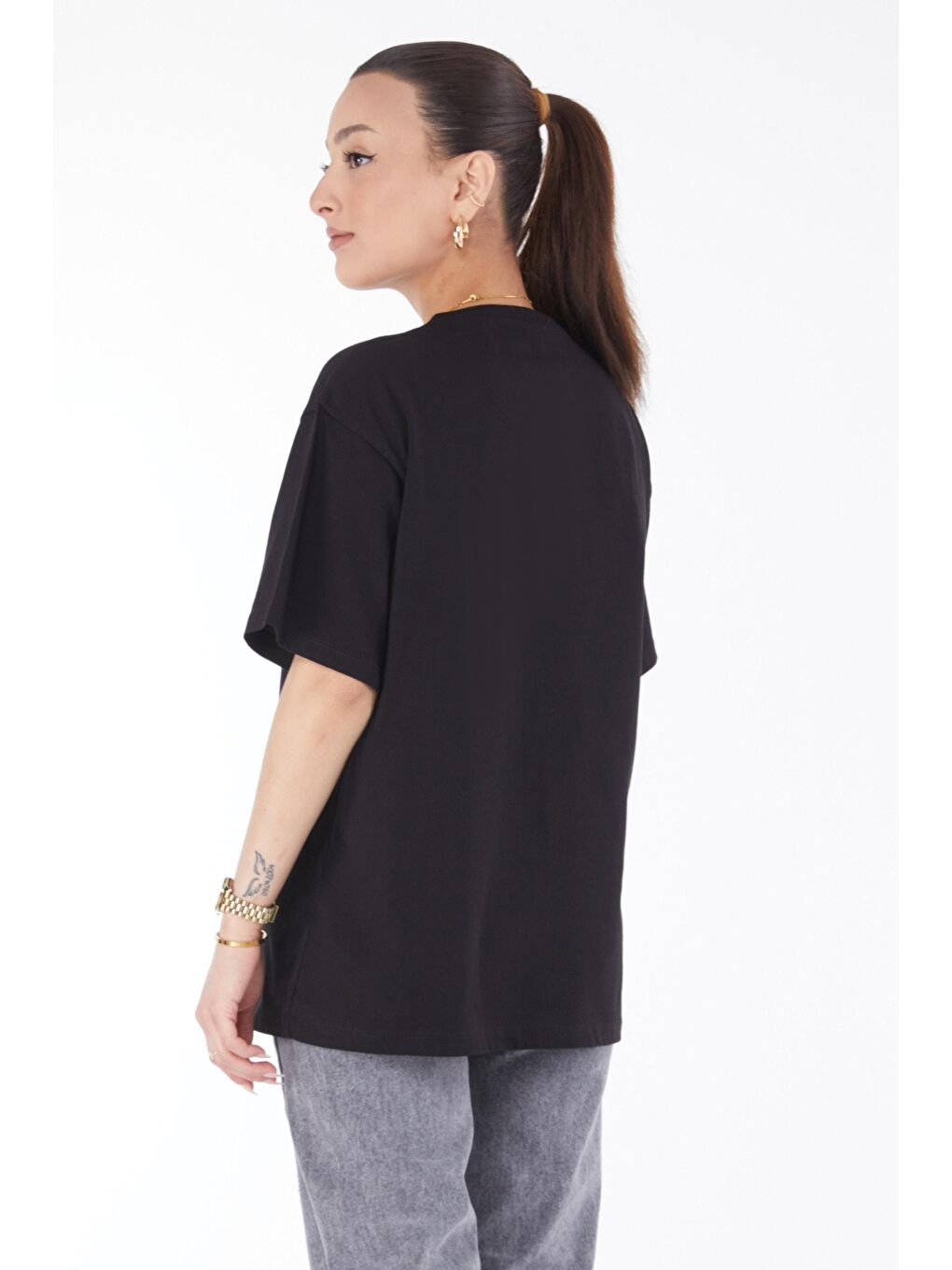 Bisiklet Yaka Kadın Siyah Kısa Kollu Baskılı Tişört - 24647-4