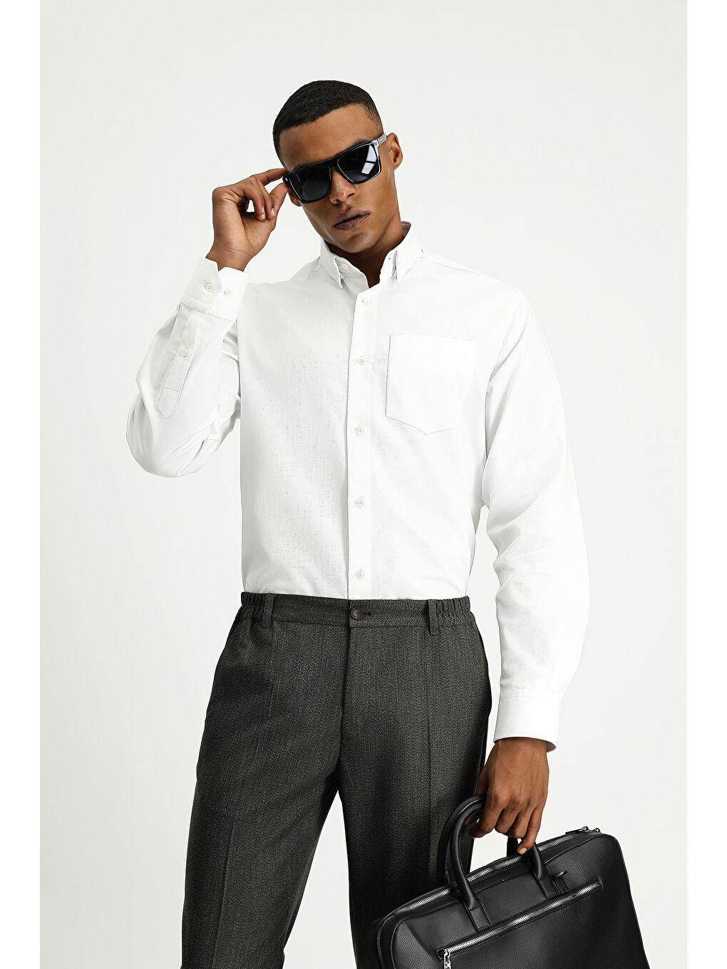 Beyaz Uzun Kol Regular Fit Desenli Pamuk %100 Pamuk Gömlek-1