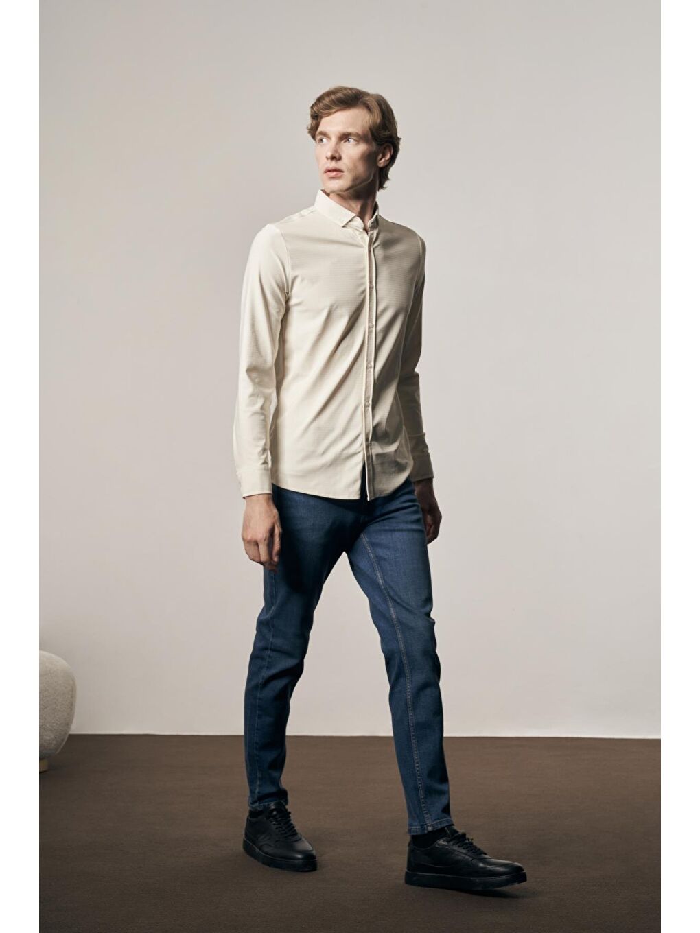 Bej - Beyaz Smart Düğmeli Yaka Uzun Kol Cepsiz Slim Fit Casual Gömlek 1004255165-4