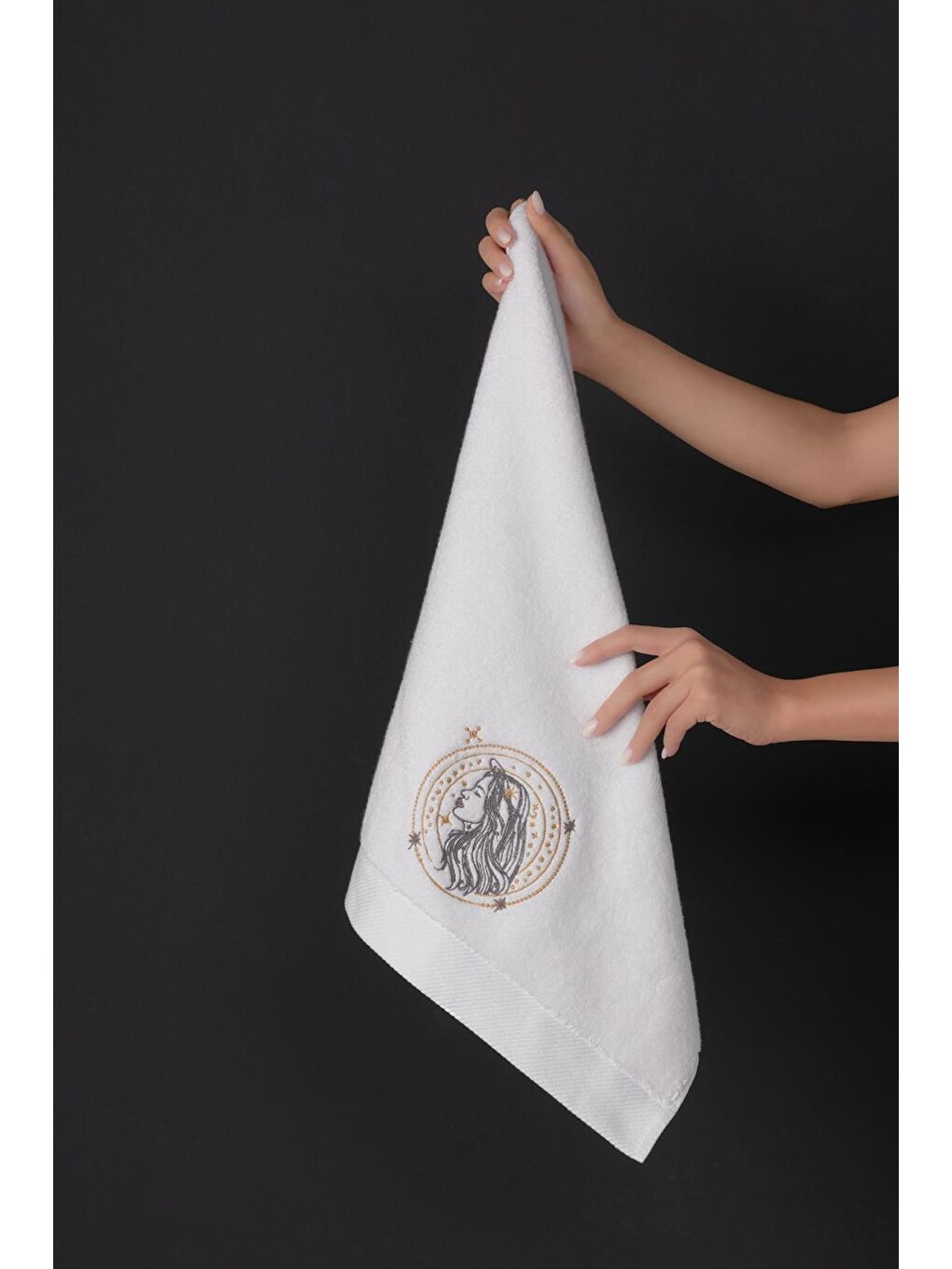 Beyaz %100 Microcotton Üst Kalite Havlu Seti Burç Nakışlı Basak-2