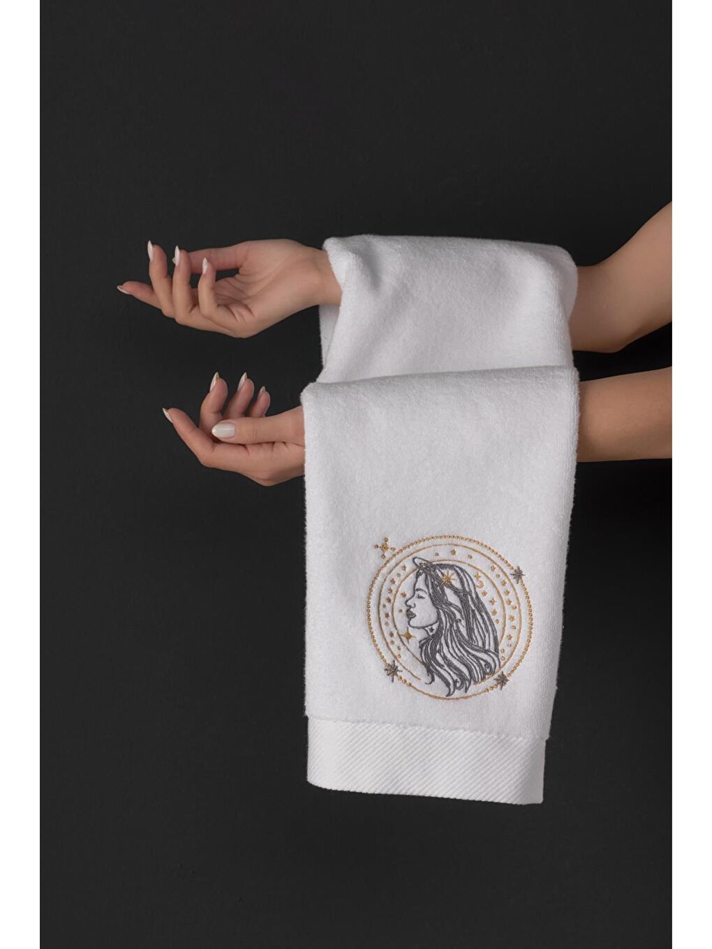 Beyaz %100 Microcotton Üst Kalite Havlu Seti Burç Nakışlı Basak-4
