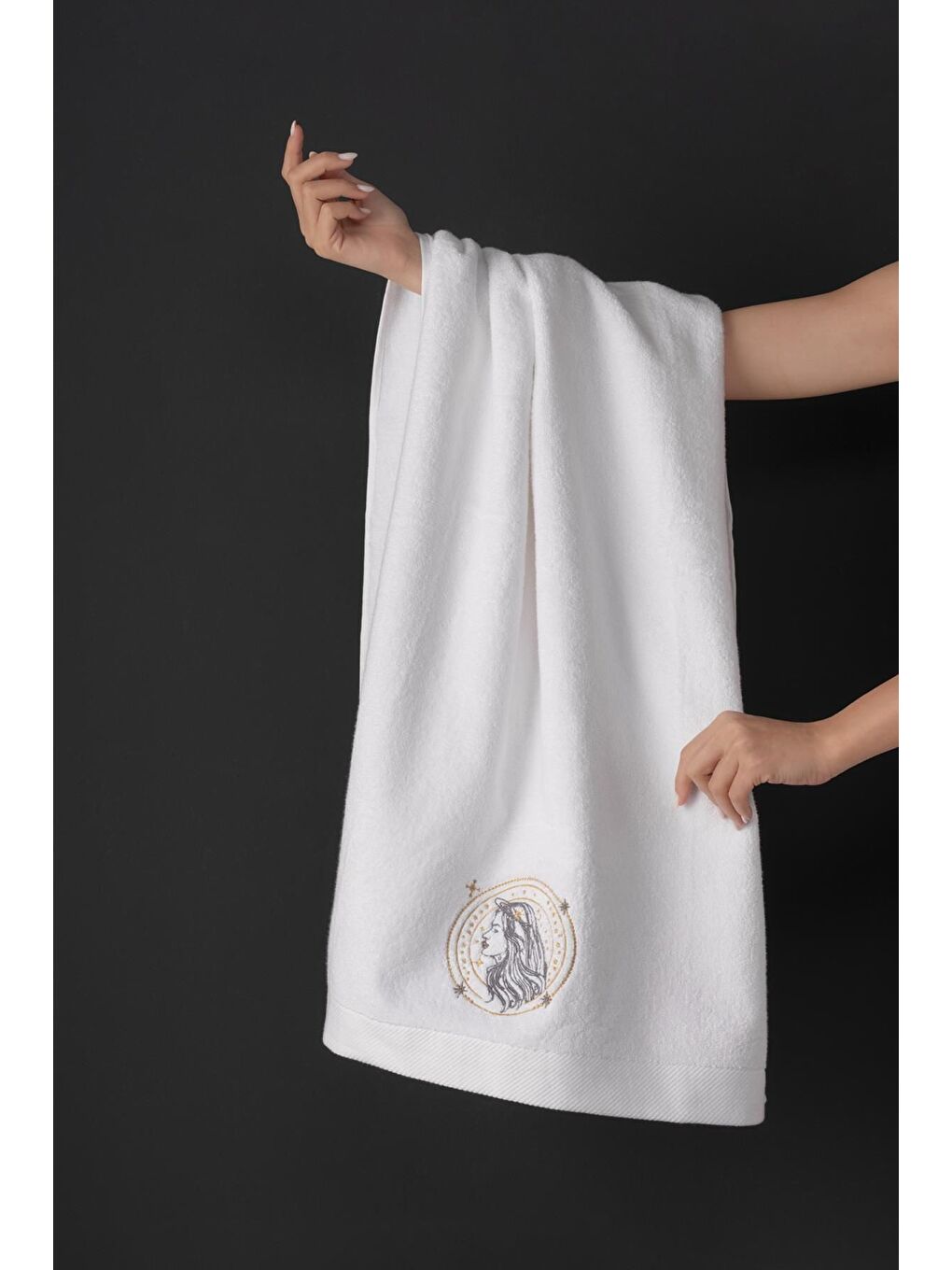 Beyaz %100 Microcotton Üst Kalite Havlu Seti Burç Nakışlı Basak-5