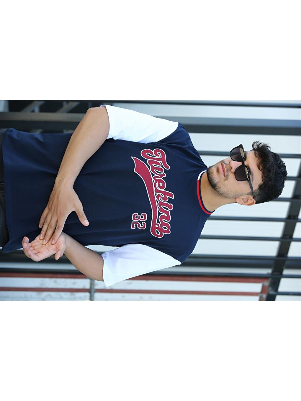 Tureking Nakışlı Kısa Kollu Tişört Oversize-Lacivert-4