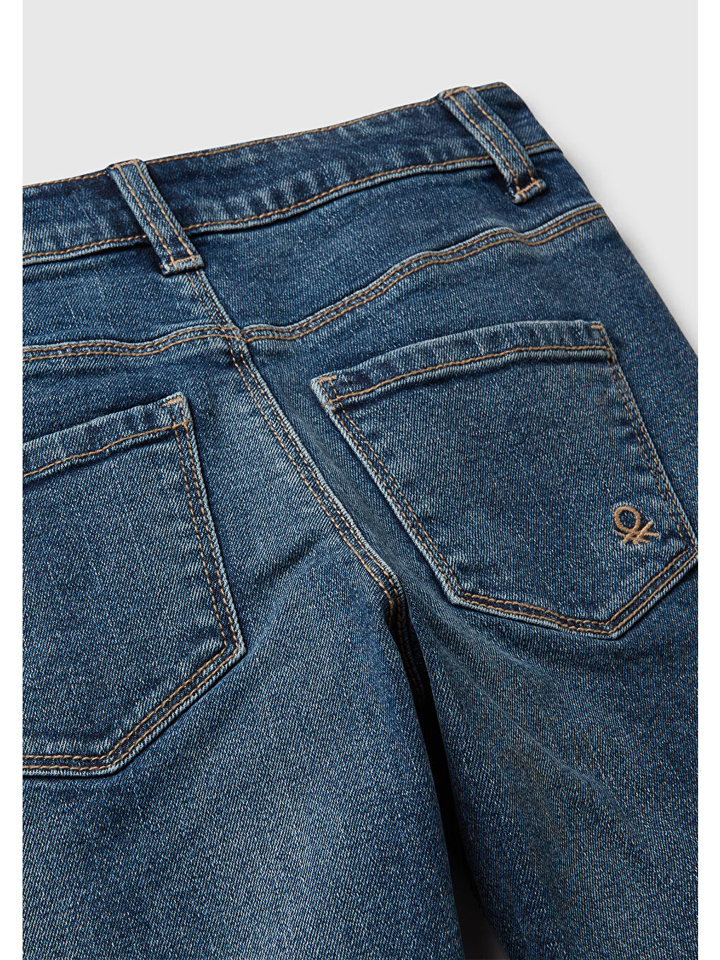 Kız Çocuk Koyu Mavi Arka Cebi Logo İşlemeli 5 Cepli Eskitilmiş Efektli Pantolon-2