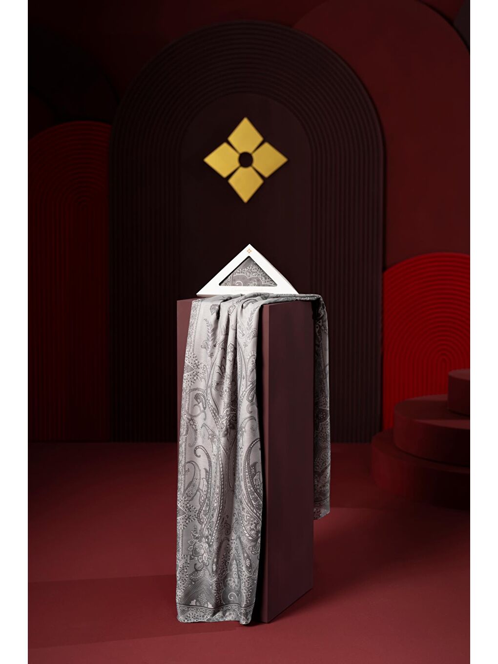 Gri Kadın Teos Soft Şal