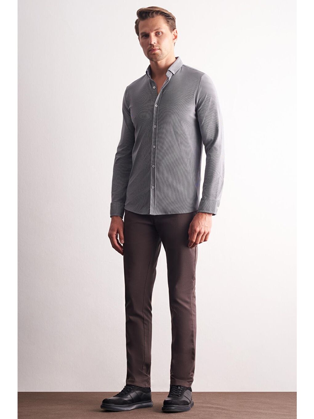 Lacivert - Beyaz Smart Düğmeli Yaka Uzun Kol Cepsiz Slim Fit Casual Gömlek 1004255165-1