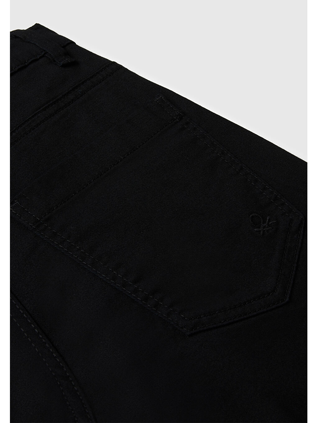 Erkek Çocuk Siyah Düğmeli Fermuarlı Slim Fit Pantolon-2