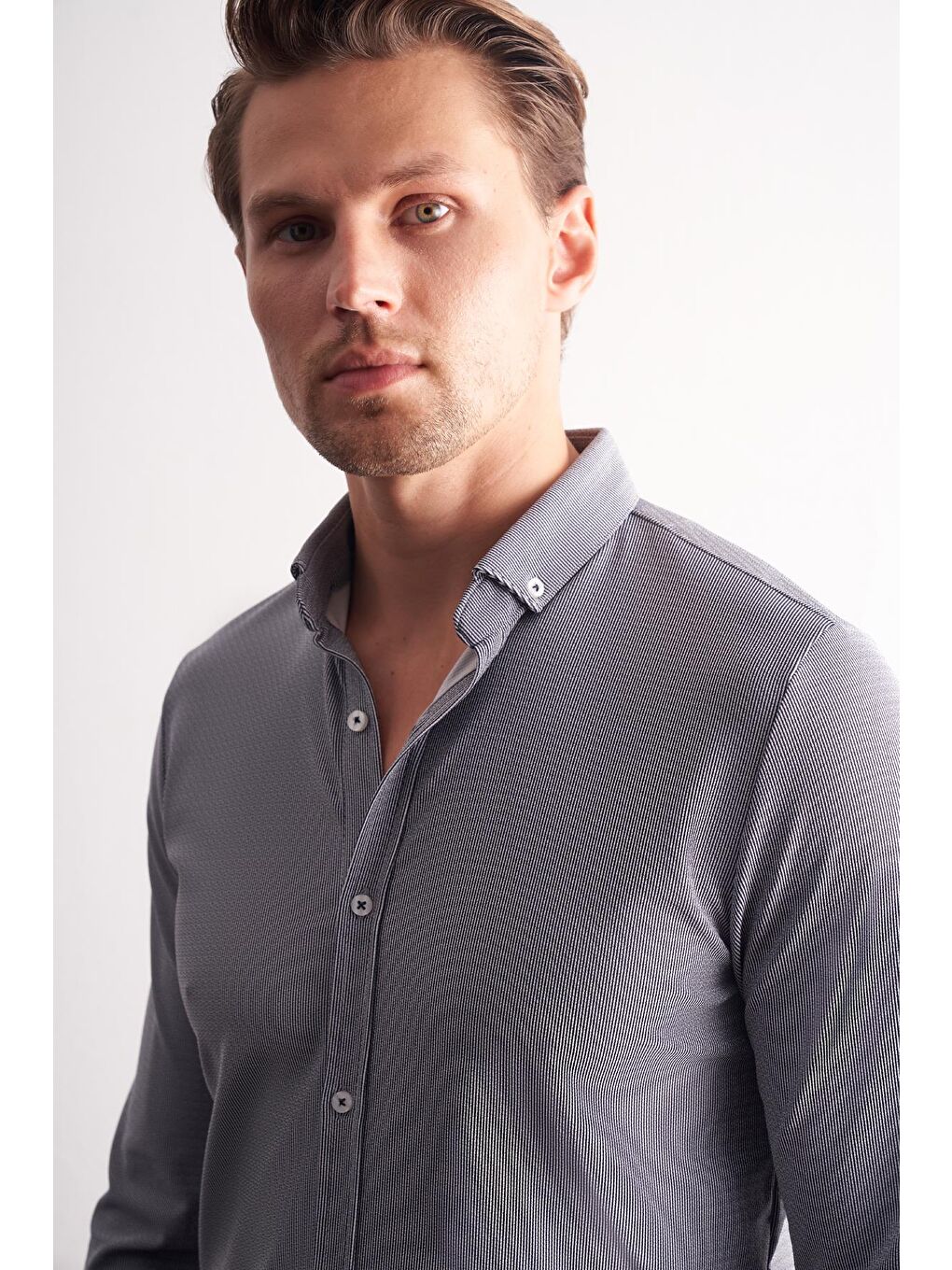 Lacivert - Beyaz Smart Düğmeli Yaka Uzun Kol Cepsiz Slim Fit Casual Gömlek 1004255165-3