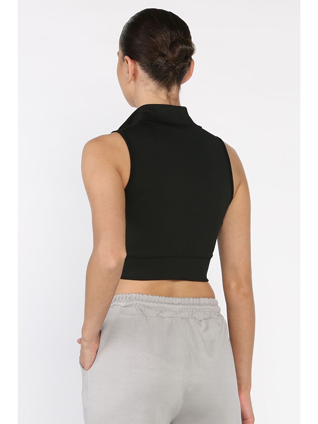 Siyah Kadın Ön Fermuarlı Elastanlı Crop Top Bluz-2