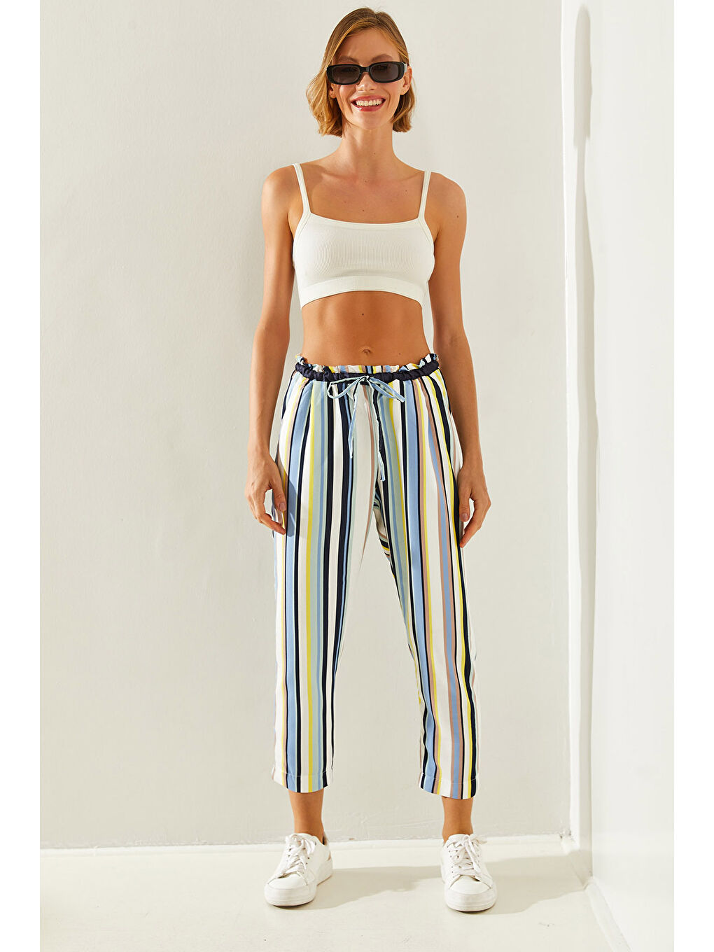 Ekru Çizgili Lastik Bel Bağlamalı Havuç Pantolon