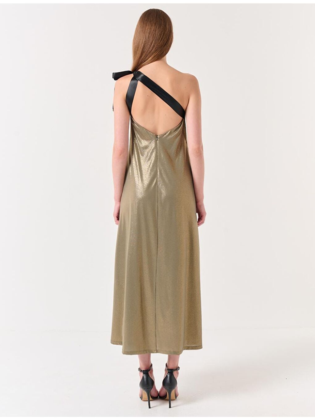 Haki Tek Omuz Parlak Yırtmaçlı Maxi Elbise-5