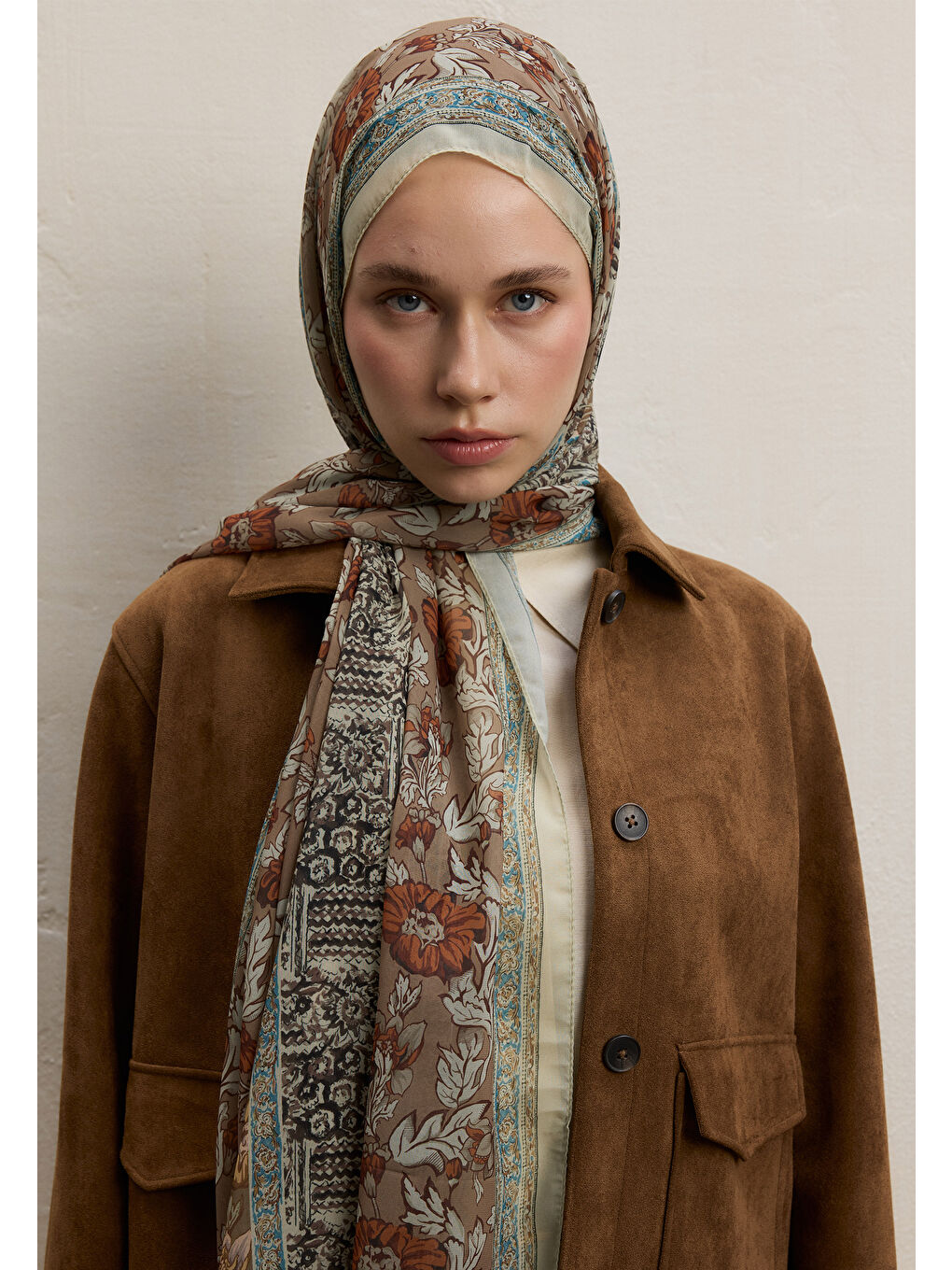 Kahverengi Adella Desen İpek Krep Şal Toprak-2