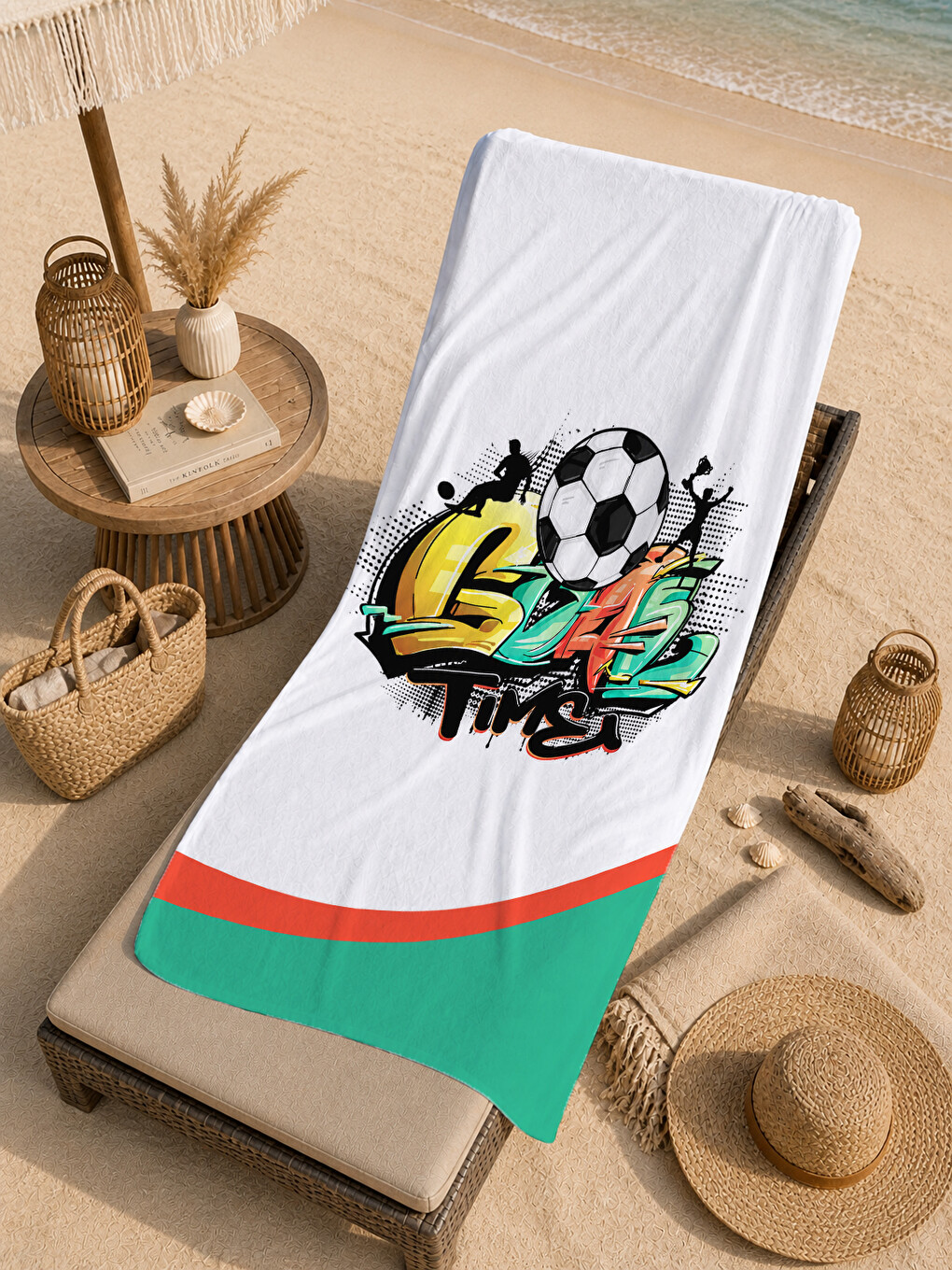 Gri Sportif Futbol Topu Graffiti Desenli 70x150 Plaj Havlusu - Dijital Baskılı Solmaz Banyo Havlusu-1