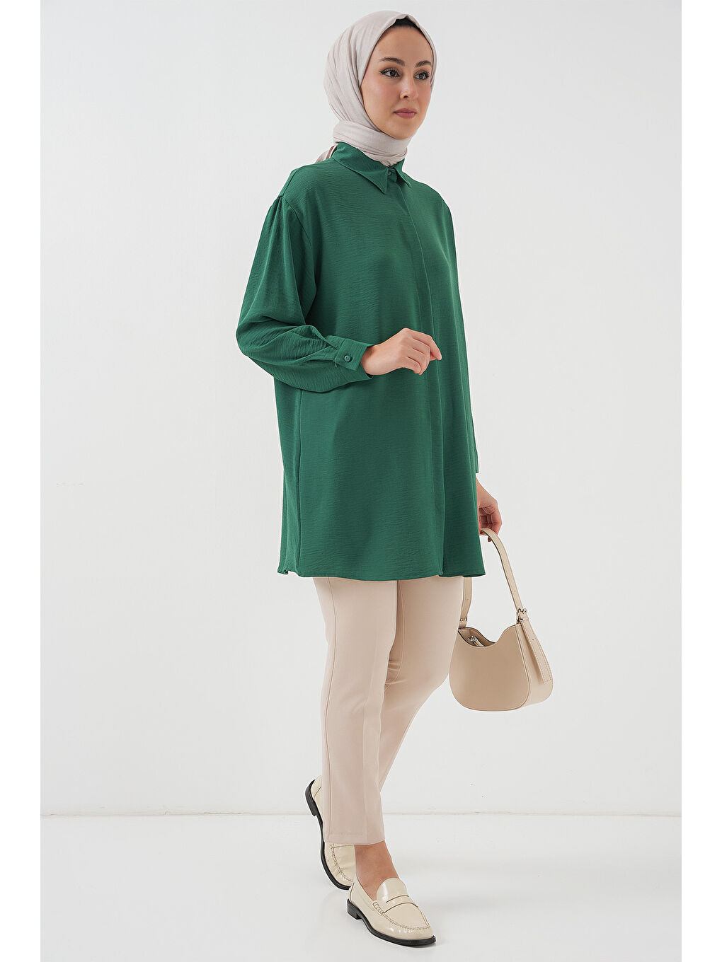 Kadın Uzun Gömlek Tunik 5945 - Zümrüt Yeşili-1