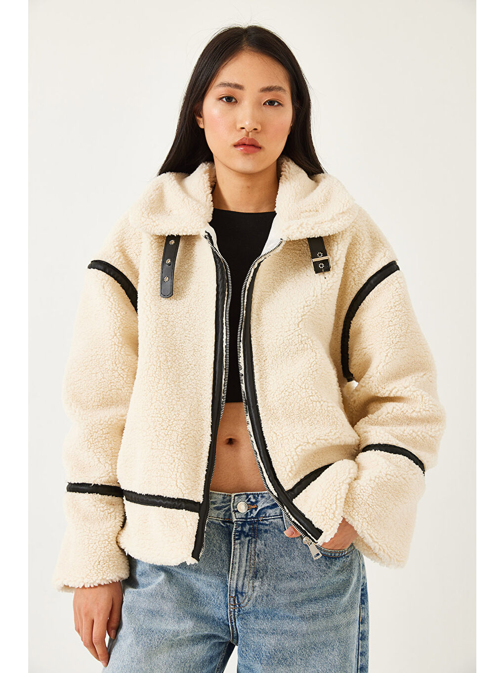 Ekru Kadın Deri Detaylı Pelüş Mont-2