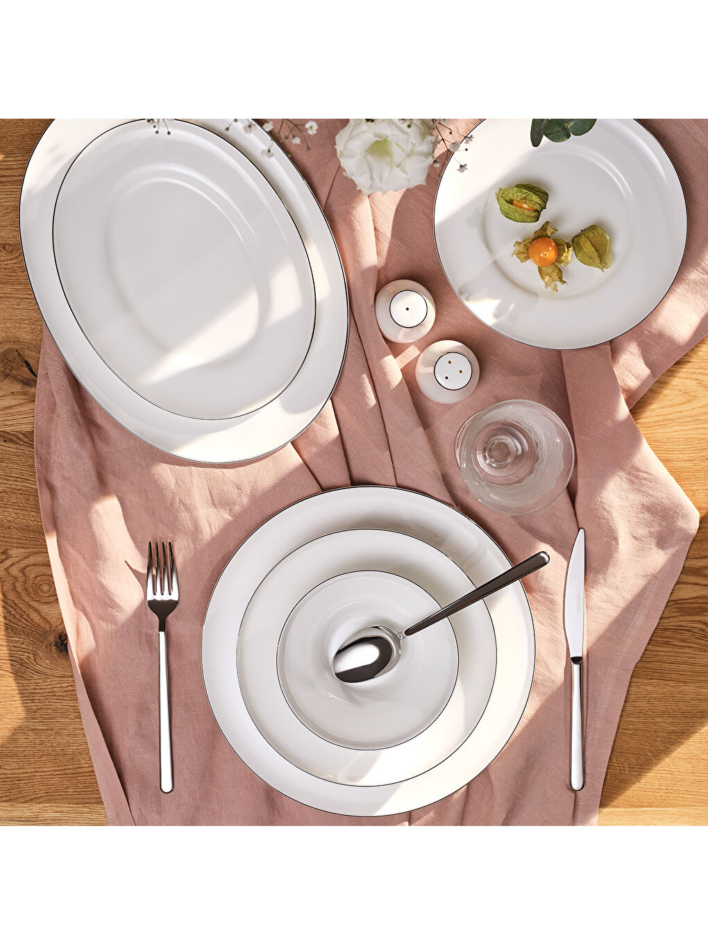 Beyaz Alicia Fine Bone 60 Parça 12 Kişilik Yuvarlak Yemek Takımı Platin