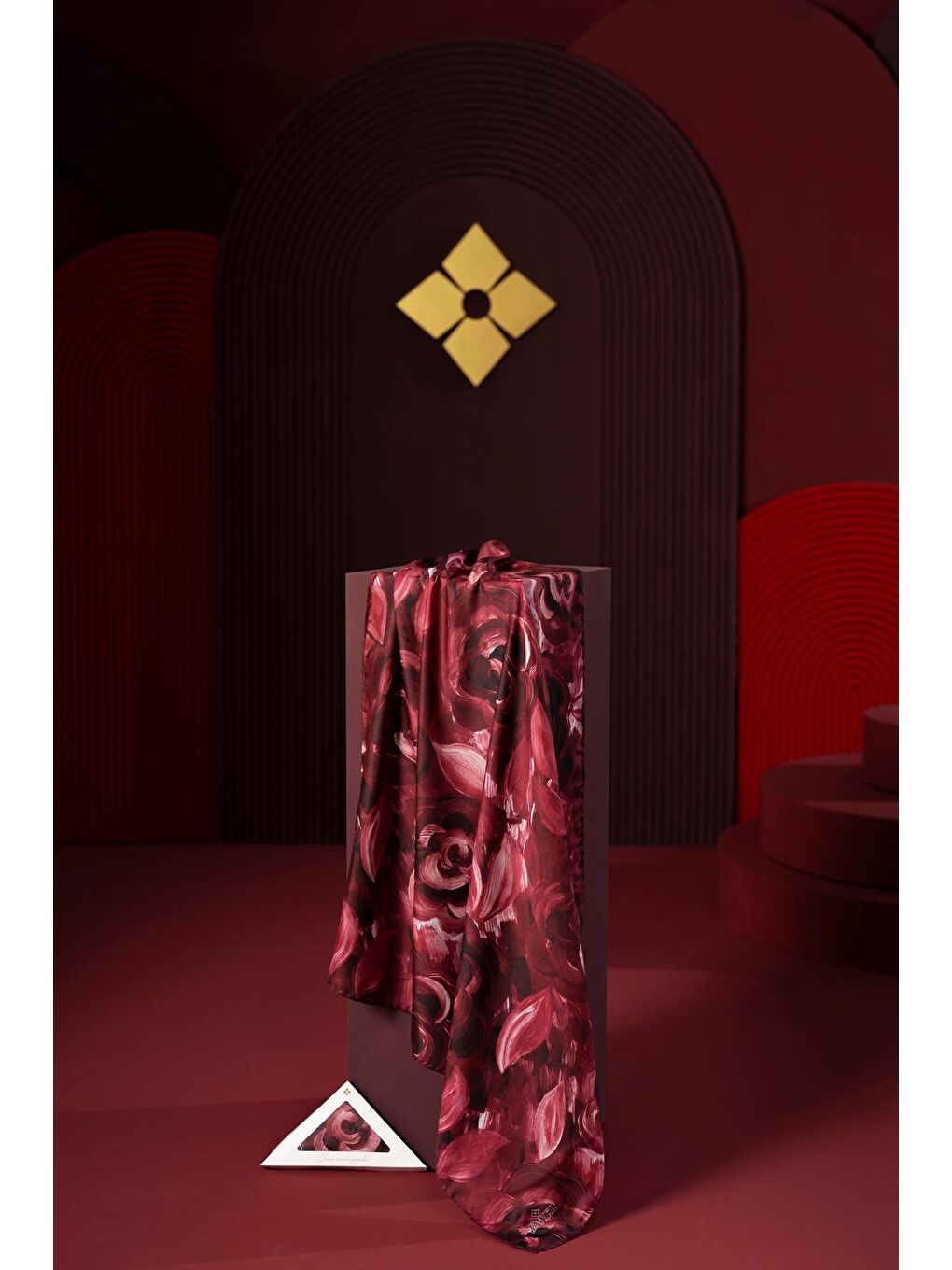 Bordo Kadın Mirla Soft Eşarp