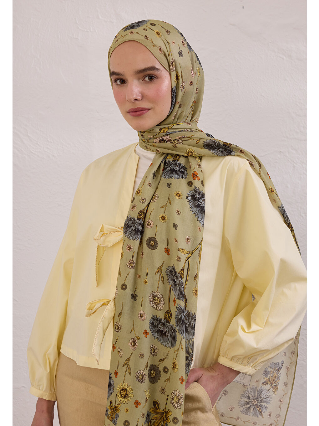 Yeşil Bloomıng Dahlıa Desen Rami Şal Çağla