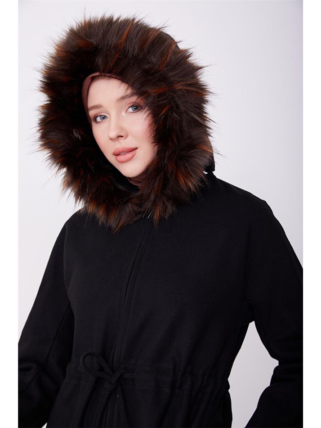 Seyyar Kürklü Kaban 23K7226 Siyah