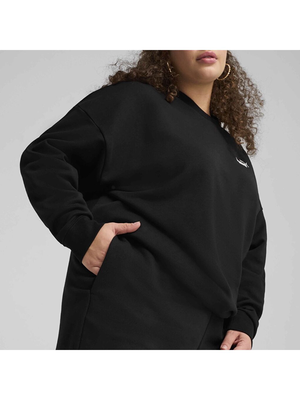 Essentials Small No 1 Logo Kadın Siyah Şort-1