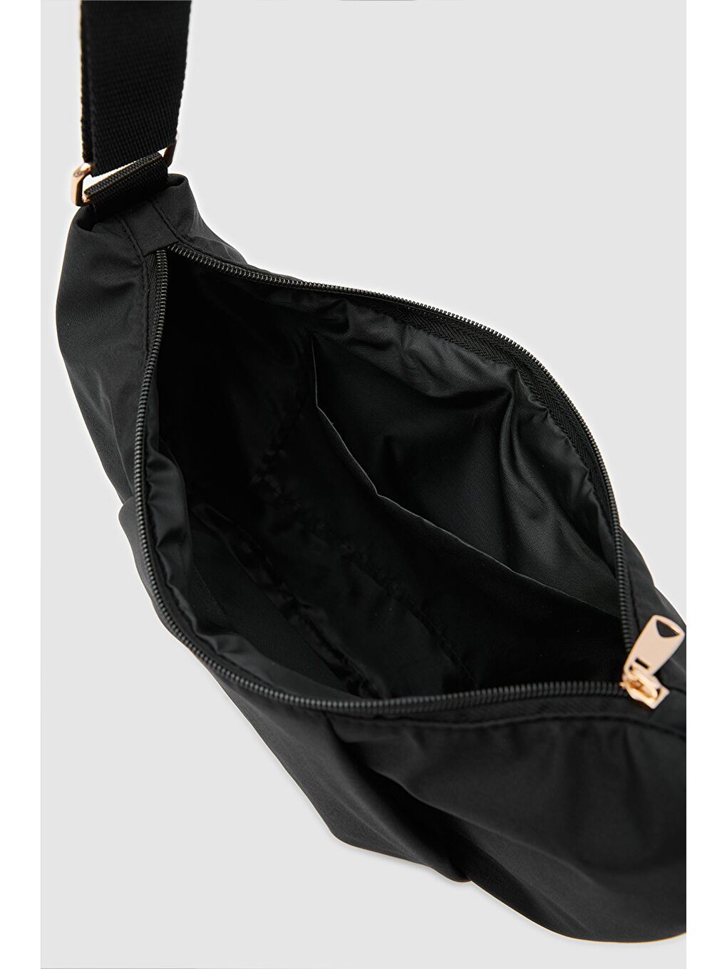 Carpe Teknik Kumaş Spor Omuz Çantası Siyah-7