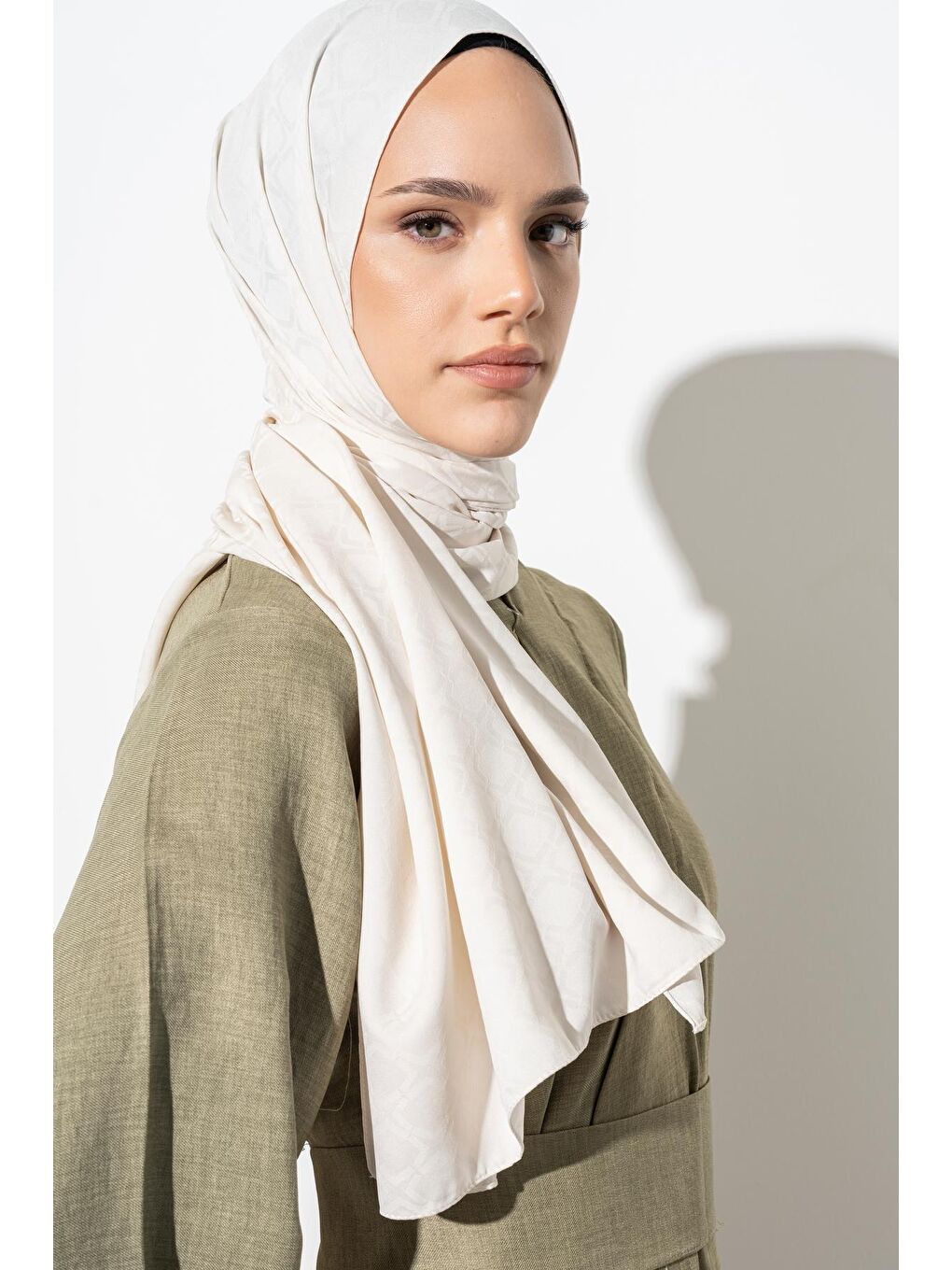 Ekru Kadın Geometrik Desen Jakarlı Şal-2