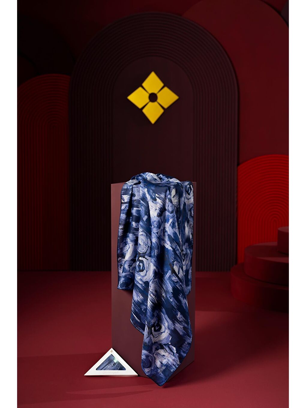 Lacivert Kadın Millas Soft Eşarp