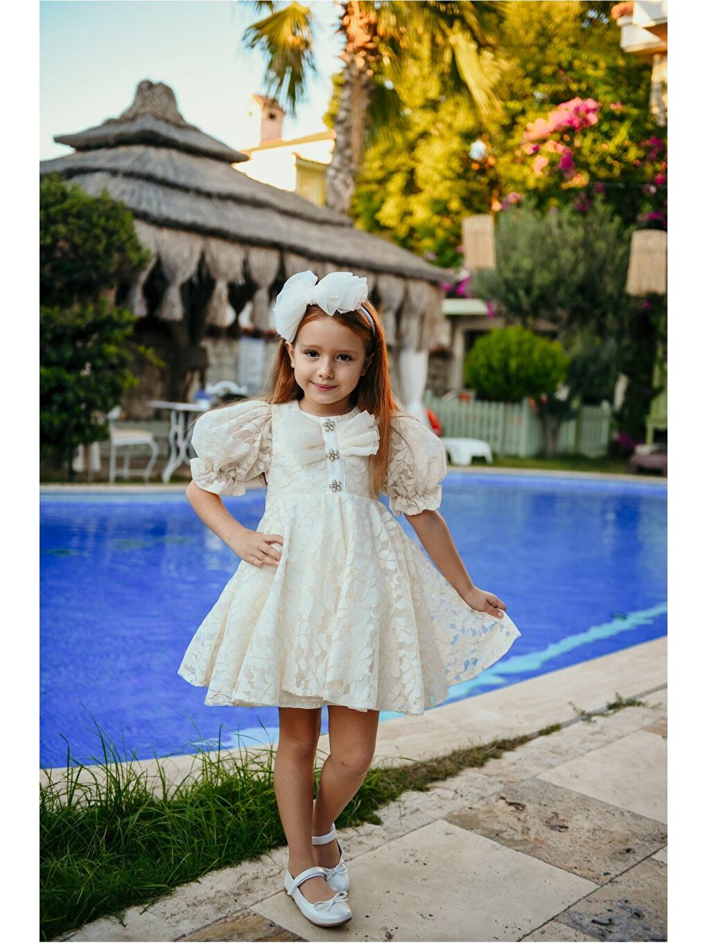 Ekru Fiyonklu ve Kabarık Kollu Prenses Model Dantel İşlemeli Çocuk Abiye Elbise_M2450-2