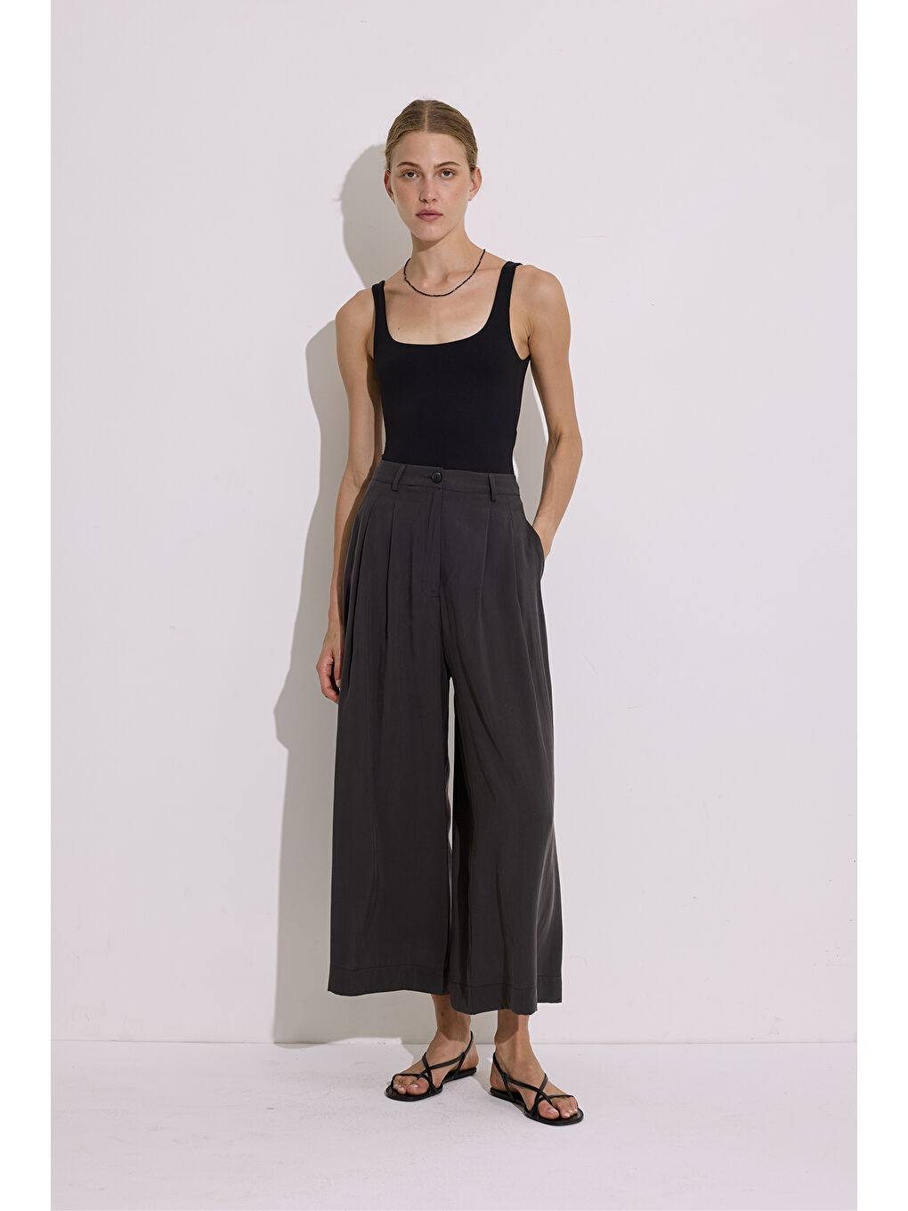 Modal Pileli Geniş Pantolon Antrasit-3