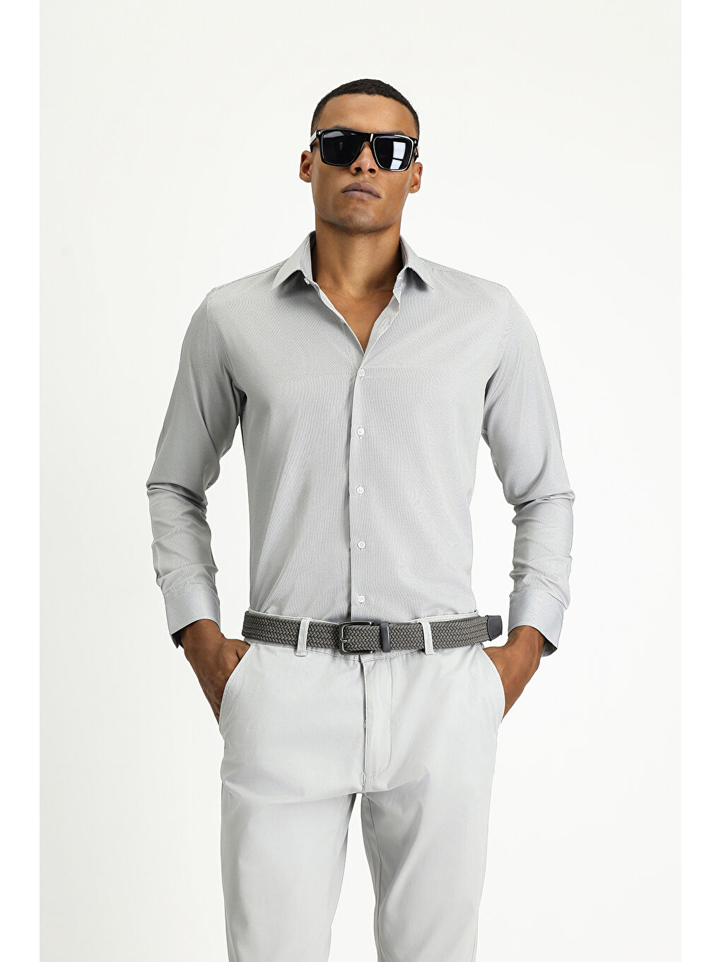 Lacivert Uzun Kol Slim Fit Dar Kesim Klasik Desenli Pamuklu Kolay Ütülenebilir Gömlek-1