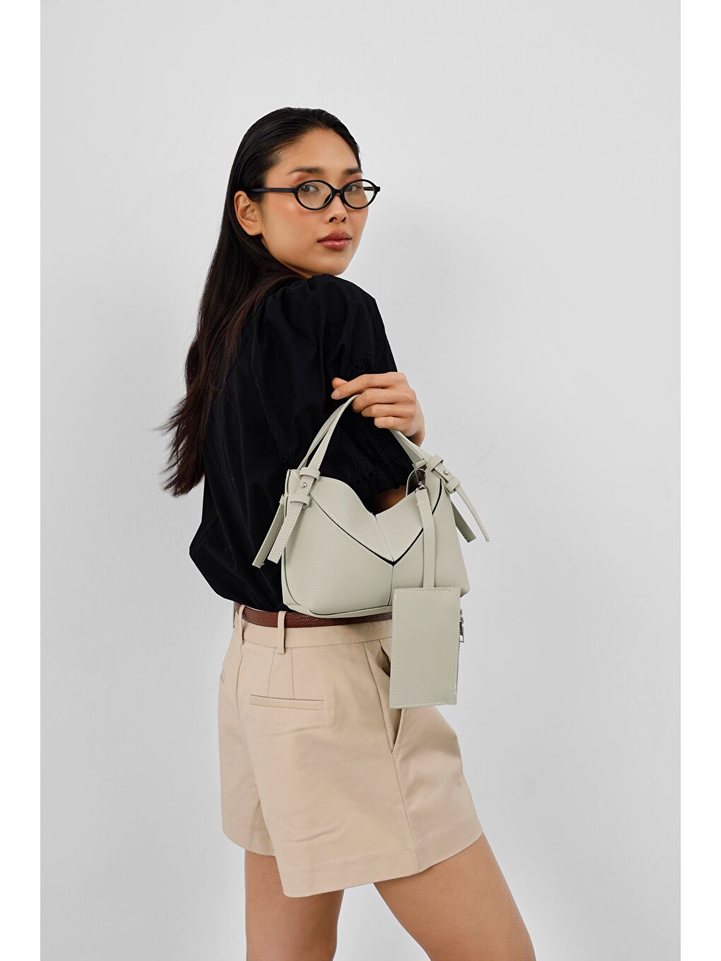 Yeşil Rada Asimetrik Charmlı El Ve Çapraz Mint-3