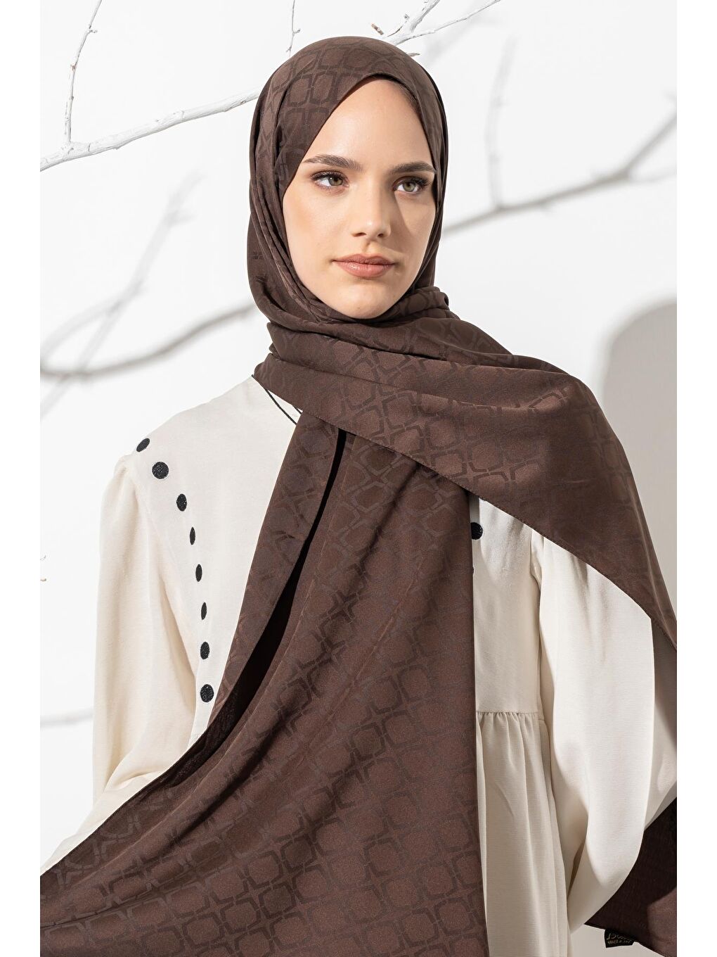 Kahverengi Kadın Geometrik Desen Jakarlı Şal