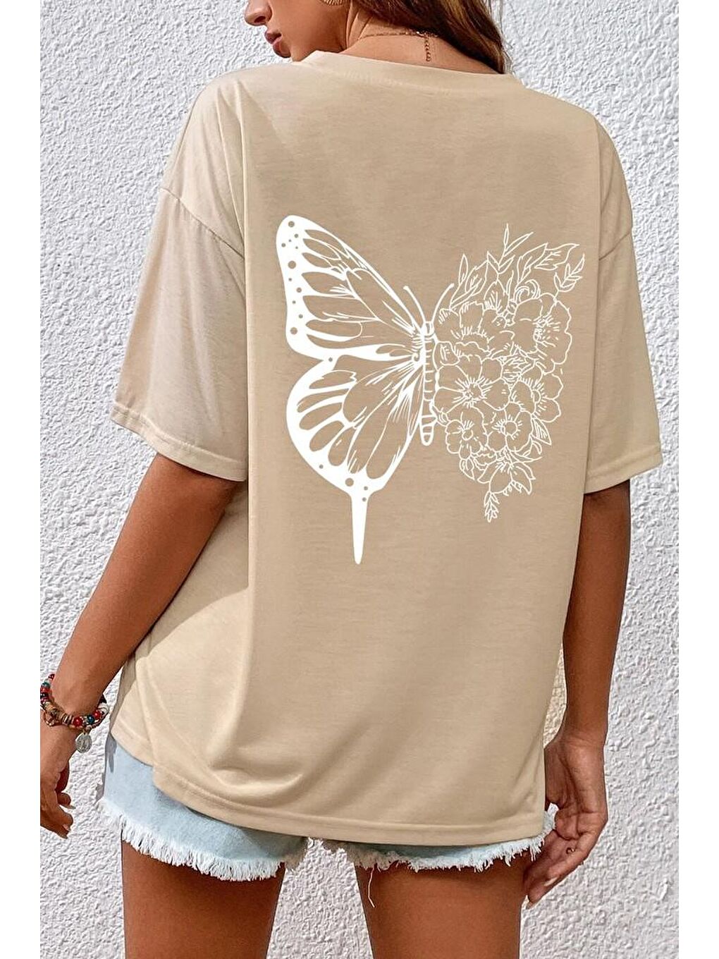 uyguntarz Bej Unisex Drawing Butterflies Tasarım T-shirt - 1