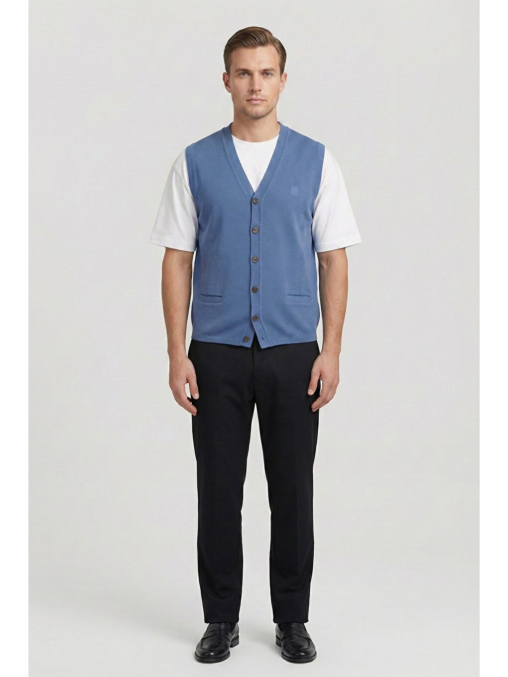 Giotelli Erkek Mavi Standart Fit Yün Karışımlı Düğmeli Triko Yelek-1