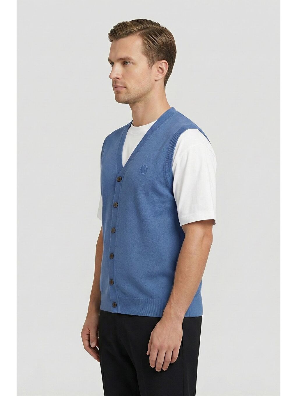 Giotelli Erkek Mavi Standart Fit Yün Karışımlı Düğmeli Triko Yelek-2