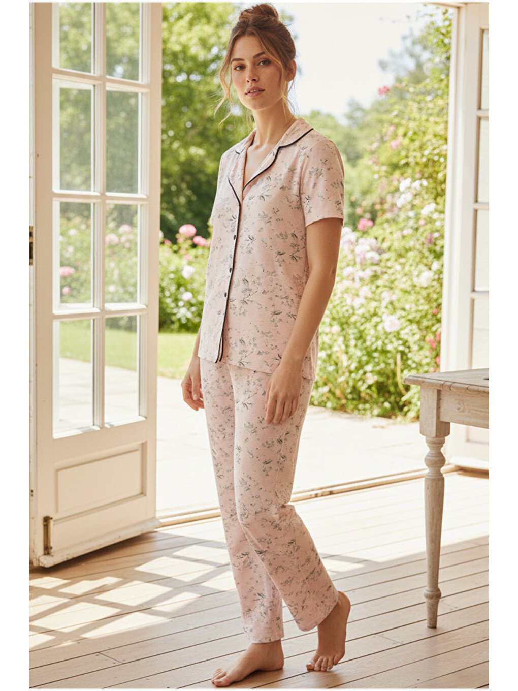 Pembe Çiçek Desenli Düğmeli Biyeli Viskon Örme Pijama Takım 26120766-1