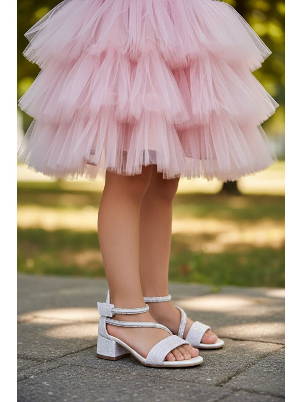 Beyaz KIZ ÇOCUK TAŞLI ABİYE AYAKKABI