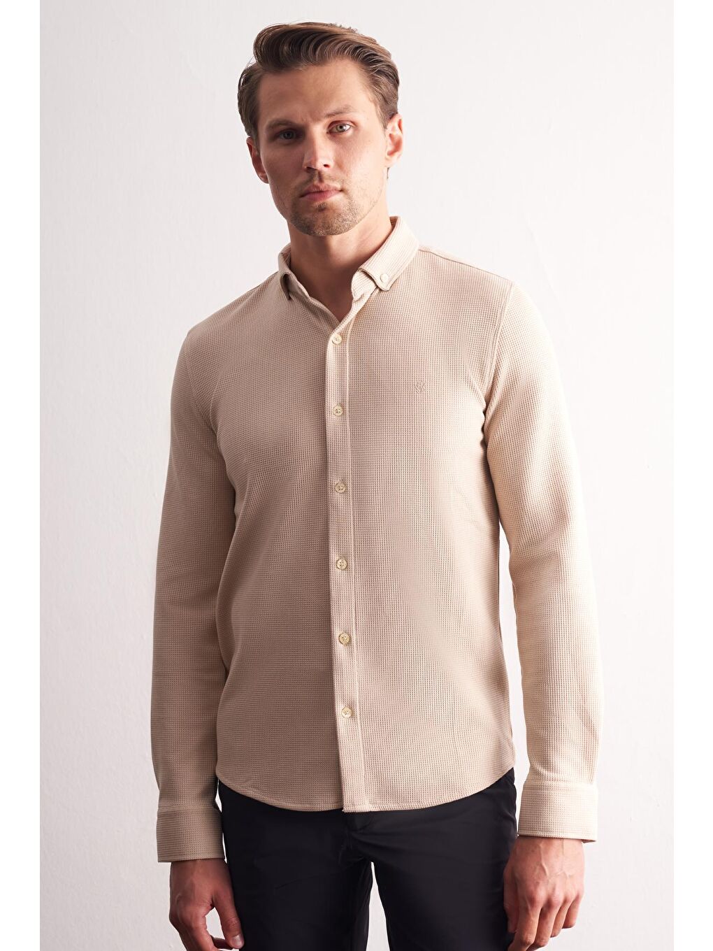 Bej Uzun Kol Düğmeli Yaka  Pamuklu Slim Fit Gömlek 1004255267-1