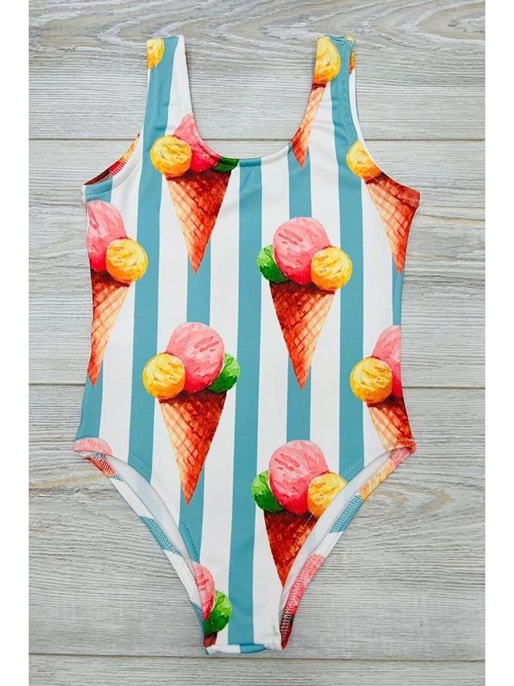 Beyaz Trend Kız Çocuk Deniz Havuz Mayo