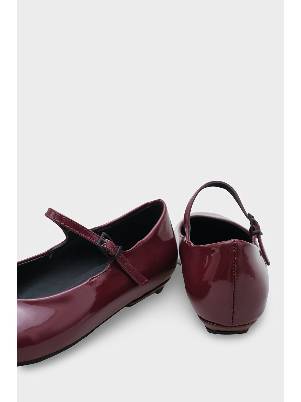 Bordo Nickie Tokalı Bantlı Küt Burunlu Düz Topuklu Günlük Kadın Babet-4