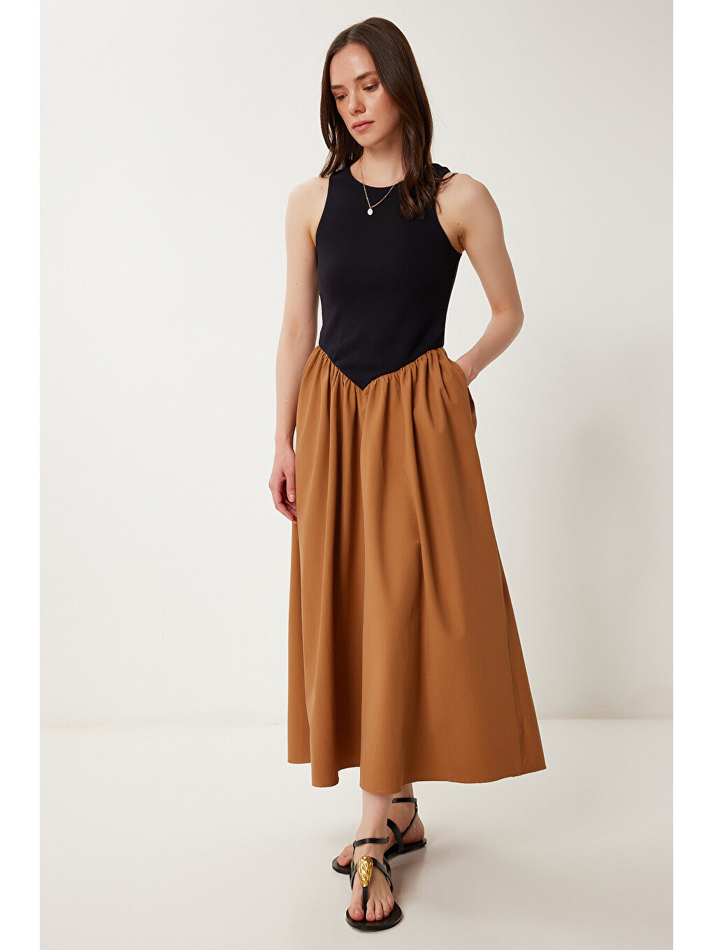 Siyah Örme Üstlü Poplin Etekli Yazlık Elbise SİYAH CAMEL LUS0140-1