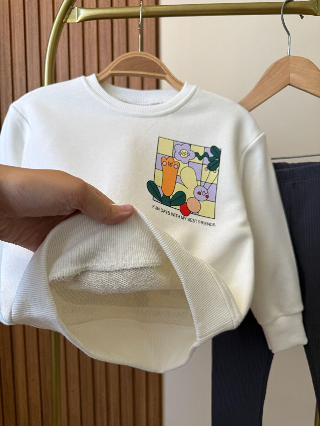 Karışık Kız Çocuk Pamuklu Beyaz Renkli Baskılı Sweatshirt Tayt Alt-Üst Takım-4